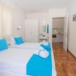Apartmanhotel Filoxenia Kirki 3*