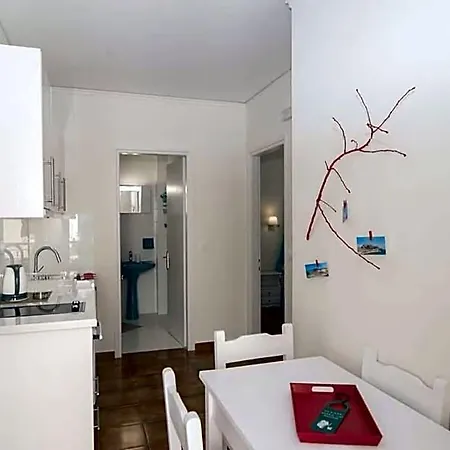 Filoxenia Kirki Apartahotel 3*