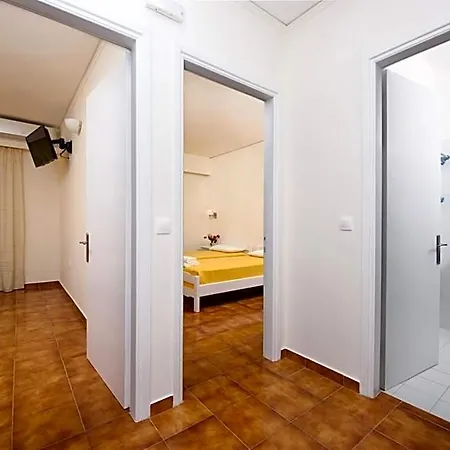 Apartahotel Filoxenia Kirki 3*