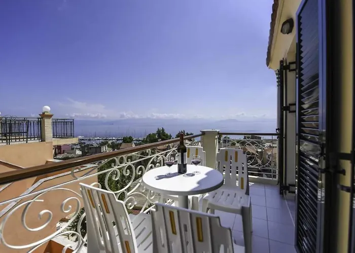 Filoxenia Kirki Apart-hotel 3*