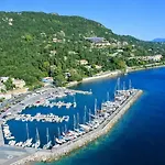 Filoxenia Kirki Aparthotel 3*