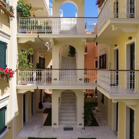 Filoxenia Kirki בניטסס